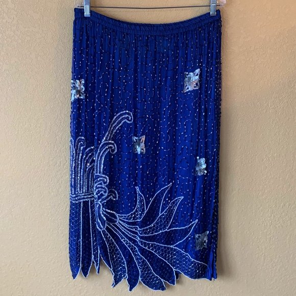 Gorgeous Vintage Blue Top and Skirt with Stunning Sequin Design Size XL - Picture 3 of 4